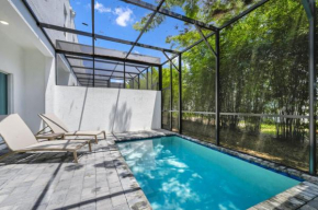 Stylish 5BR Escape w Pool Near Disney and Universal
